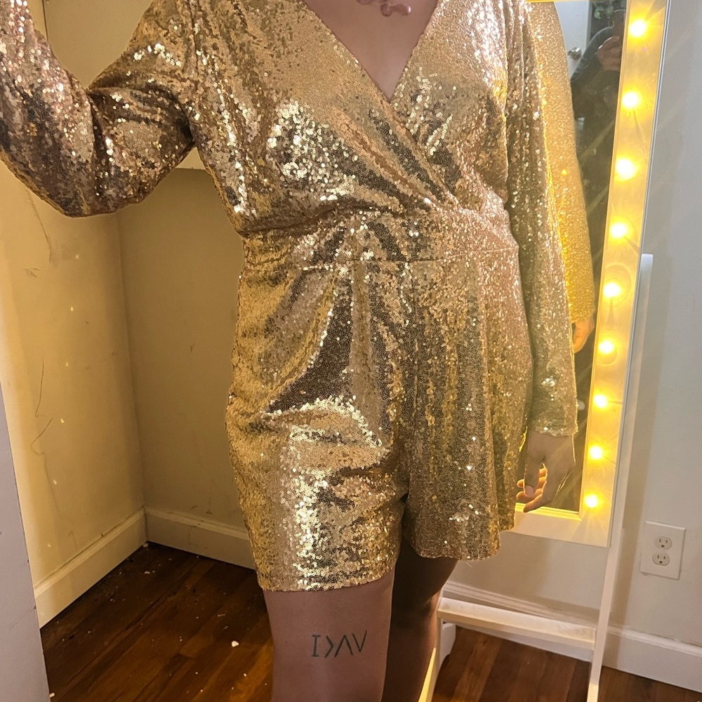 Fashion Nova NW/OT Sparkling Gold Long Sleeve Romper